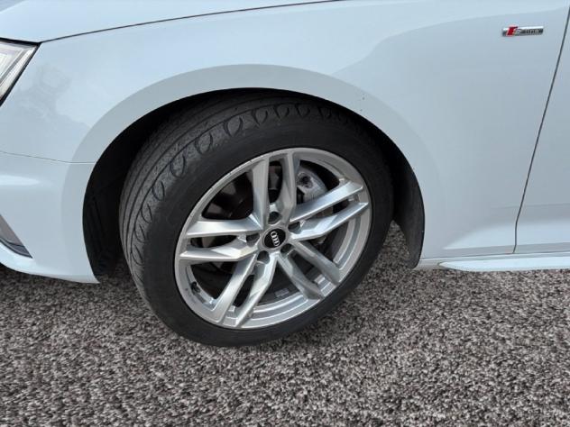 Audi A4 2.0 40 TDI QUATTRO SPORT s-line S TRONIC - Foto 8