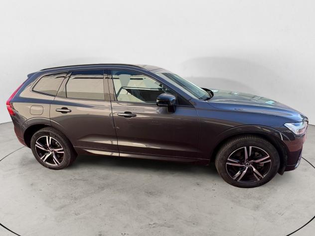 Volvo XC60 B4 197+14 CV AWD Automatico Mild Hybrid Diesel R-Design - Foto 5