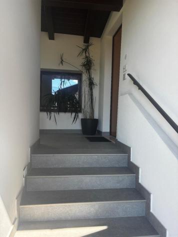 MODERNO TRILOCALE ALL'ULTIMO PIANO A PIETRAMURATA - Foto 9