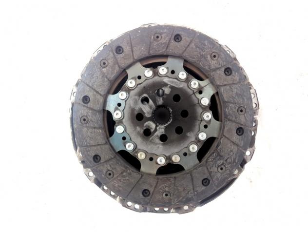 302057505R KIT FRIZIONE CON SPINGIDISCO DACIA LODGY SW 1.5 D 79KW 5P (2012) RICAMBIO USATO