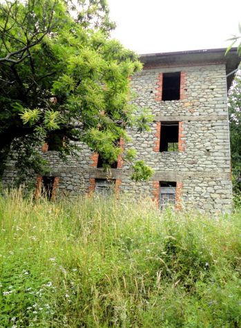 R 202-Rustico in pietra con oltre 1.500 mq di terreno adiacente - Foto 4