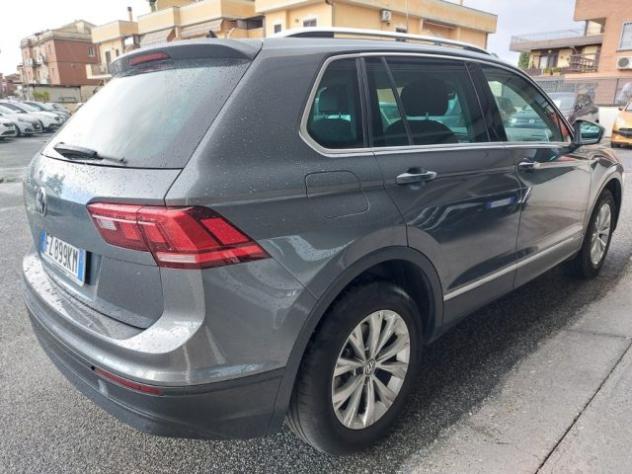 VOLKSWAGEN Tiguan 2.0 TDI SCR DSG Business BlueMotion Technology rif. 23878024 - Foto 3
