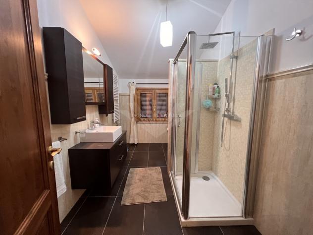 VILLA di 12 vani e di 266 mq (PIETRASANTA) rif. 477 - Foto 4
