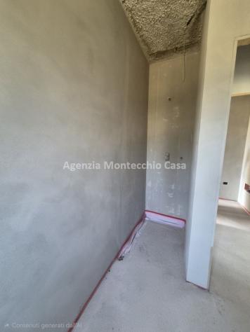CASA SINGOLA IN POSIZIONE COLLINARE PANORAMICA E SOLEGGIATA - Foto 19