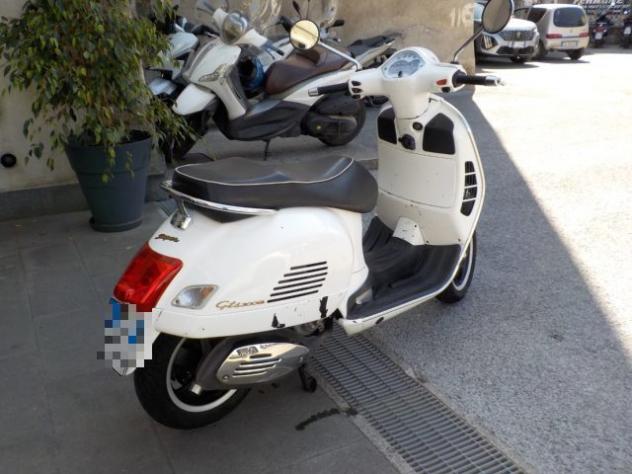 VESPA GTS 300 Super Anno 2008 rif. 23831646 - Foto 8