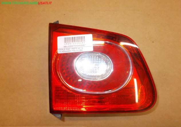 FANALE POST. PARTE INT. S. VOLKSWAGEN TIGUAN (5N)  Parti elettriche  Fanaleria  Fanali  Fanale int. post. s VOLKSWAGEN - TIGUAN - 01-10-2007 - 01-07-2