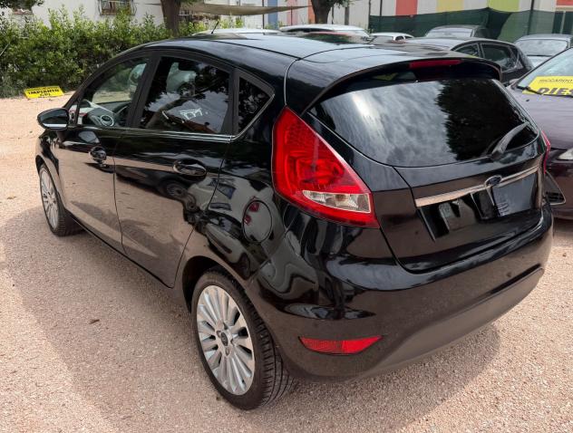Ford Fiesta 1.2 82 CV 5 porte Titanium - Foto 10