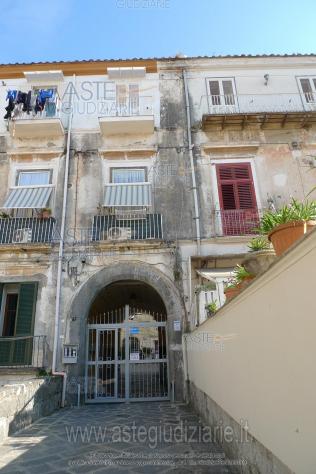 IMMOBILI-IMMOBILE RESIDENZIALE-Piazza Francesco Crispi n.11 - Foto 7