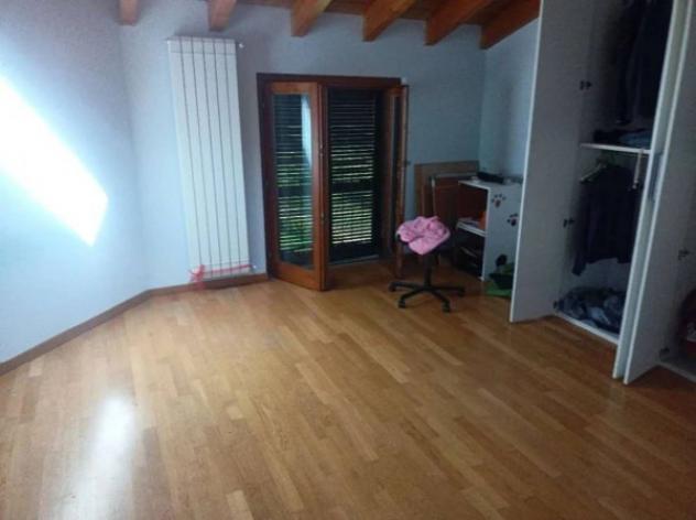 Immobile in asta di 82 m², box auto in vendita a Varano Borghi - Foto 2