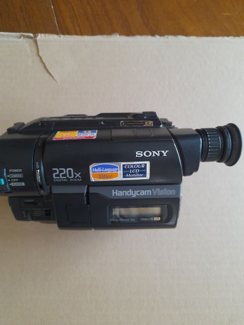 VIDEOCAMERA SONY CCD-TRV26E HANDYCAM