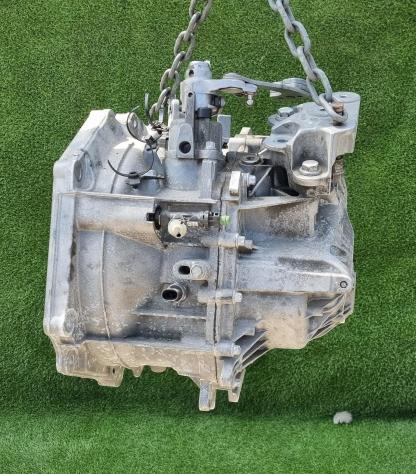 CAMBIO MANUALE COMPLETO OPEL Astra Sport Tourer 55590977 B 14 XNT Bifuel/Metano 1400 (1518) - Foto 3