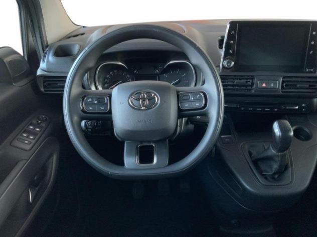 Toyota Proace City Verso 1.5D 100 CV S&S Short D Executive - Foto 8