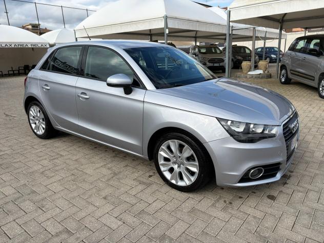 Audi A1 1.6 TDI Attraction - Foto 2