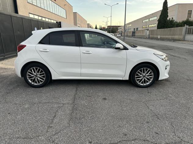 Kia Rio Rio 1.2 mpi Evolution 84cv my18 - Foto 7