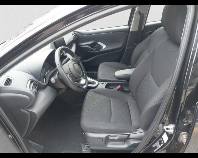 Toyota Yaris 4ª serie 1.5 Hybrid 5 porte Active - Foto 10