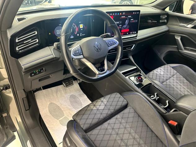 VOLKSWAGEN TIGUAN III 2024 1.5 etsi R-Line 150cv dsg IVA ESPOSTA - Foto 9