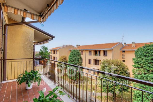 Appartamento di 100 m² con 4 locali e box auto in vendita a Rovello Porro