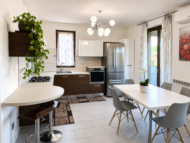 Cucina Essebi completa con frigorifero French Door – 3,20 × 3,70 m - Foto 5