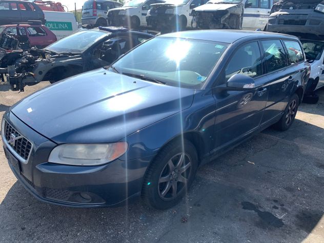 Ricambi usati Volvo V70 2009 D5244T4 2.4 D5 AWD diesel - Foto 11
