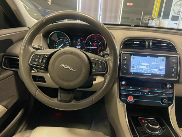 JAGUAR XE 2.0 D 180 CV aut. *NAVI/XENO/PELLE/PDC rif. 23925921 - Foto 3
