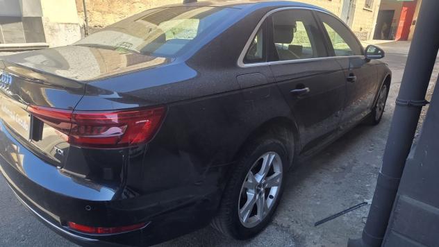 Audi A4 2.0 TDI 122 CV S tronic Business - Foto 9