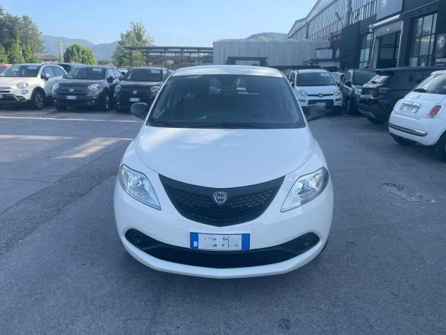 Lancia Ypsilon 1.0 70cv Firefly Hybrid S&S Silver - Foto 7
