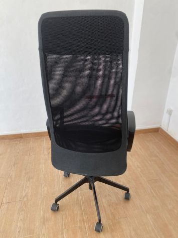 Sedia da ufficio ergonomica con schienale alto. - Foto 2
