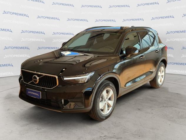 Volvo XC40 B3 automatico Essential IN ARRIVO