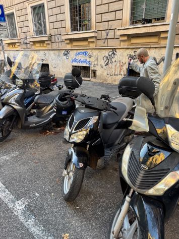 Vendo Aprilia 2009- 700€ - Foto 4