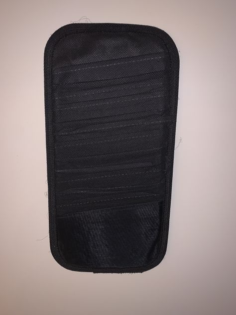 UN PORTA CD/DVD DA AUTO/DA VIAGGIO/PORTATILE DA 13 SCOMPARTI,NERO CON ELASTICI D - Foto 2