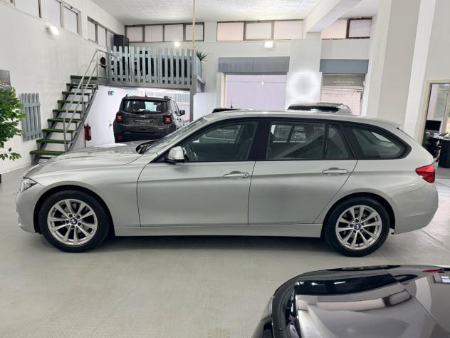 BMW 320d Touring - Foto 8