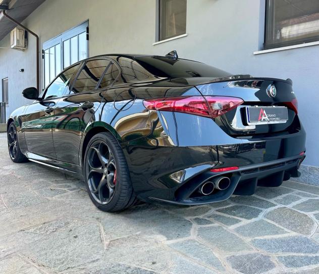 Alfa Romeo Giulia Berlina Giulia 2.9 t V6 Quadrifoglio 510cv - Foto 3