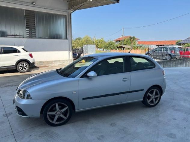 SEAT Ibiza 1.4 16V 85CV 3p. Stylance rif. 24016471 - Foto 3