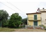 TERRATETTO di 7 vani e di 390 mq (LARCIANO - Cecina di Larciano) rif. L 140