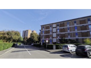 TRILOCALE A ZONA FORLANINI LIBERO DA SUBITO CON BALCONE