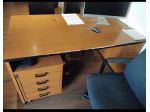Vendo SCRIVANIA CM 140X80 CON CASSETTIERA, EURO 100. ROMA SUD