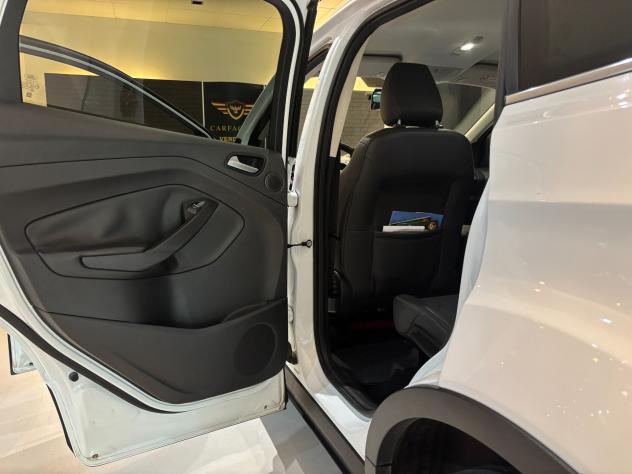 FORD KUGA 1.5 D 120CV TITANIUM - 2018 - Foto 10