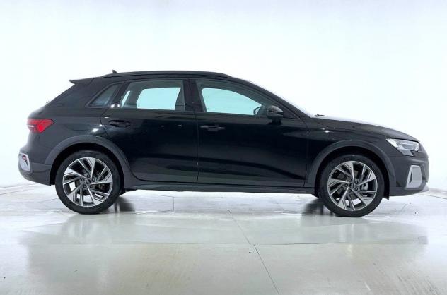 Audi A3 A3 allstreet 35 TDI S tronic Identity Contrast - Foto 4