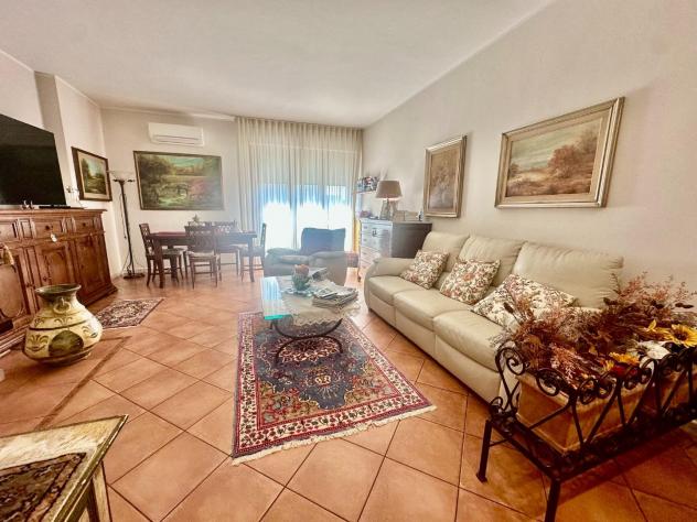 Appartamento in vendita a Avenza - Carrara 120 mq Rif: 1419839