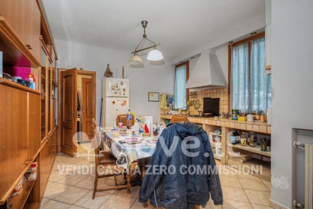 Villa di 150 m² con 5 locali e posto auto in vendita a Marzabotto - Foto 4