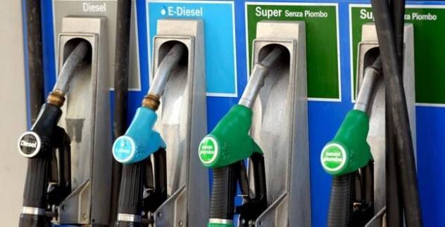 Stazione carburanti gommista i e autolavaggio