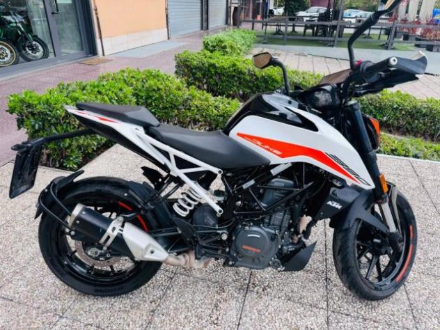 KTM 390 Duke TUTTO INCLUSO ANCHE PASSAGGIO! MINI RATE rif. 24190882