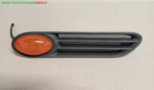 FANALINO LAT.SX MINI MINI (R50/R53) 3 porte CON GRIGLIA SX 1503560  Parti elettriche  Fanaleria  Proiettori  Fanalino comple MINI - 3 porte - 01-10-20