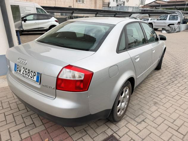 Audi A4 2.5 V6 TDI cat - Foto 3