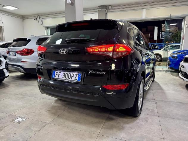 Hyundai Tucson 1.7 CRDi 141cv DCT XPossible 2016 - Foto 8