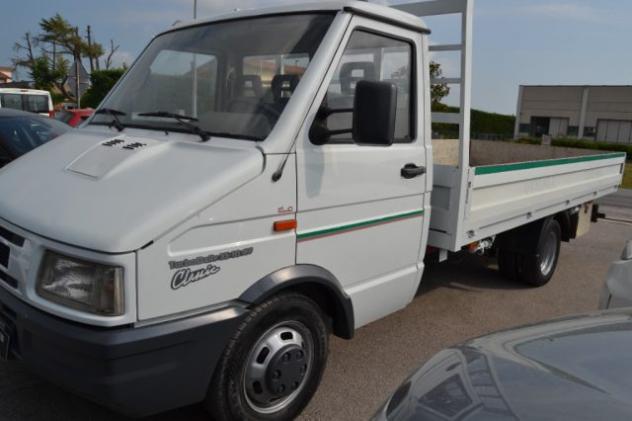 IVECO Daily 35.10 2.8 TD cassonato rif. 24066933 - Foto 2