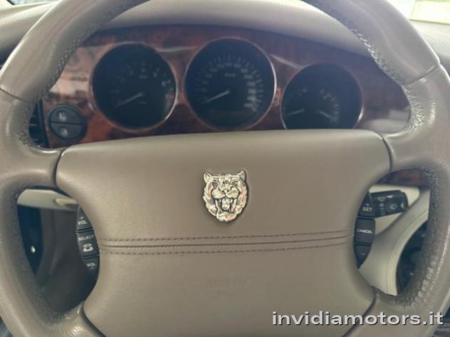 JAGUAR XJ 4.0 V8 Sovereign ASI CRS rif. 24171288 - Foto 6