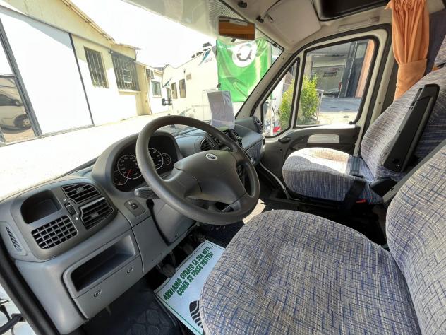 CAMPER CHALLENGER DUCATO MANSARDATO 6 POSTI LETTI CASTELLO POSTERIORI GARAGE GENERALI USATO - Foto 5