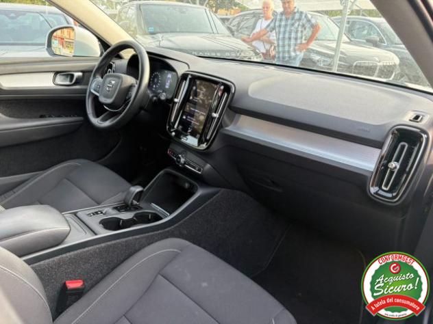 VOLVO XC40 T2 Geartronic Momentum rif. 24051306 - Foto 8