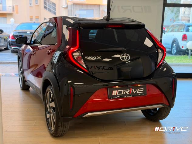 TOYOTA Aygo X Aygo X 1.0 VVT-i 72 CV 5 porte Lounge - Foto 6